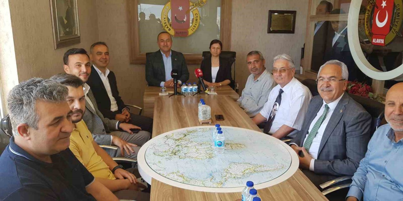 Bakan Çavuşoğlu: “vatandaşımızı Tehdit Edip Fişliyorlar”