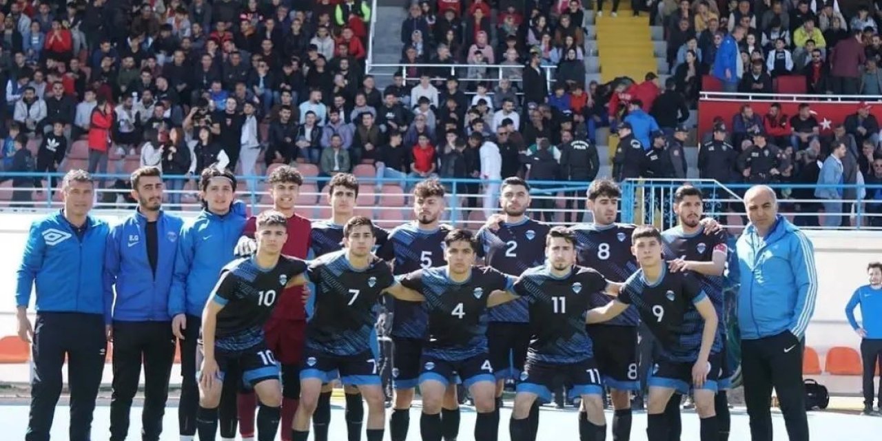 Kayseri Atletikspor Son 8’e Yükseldi