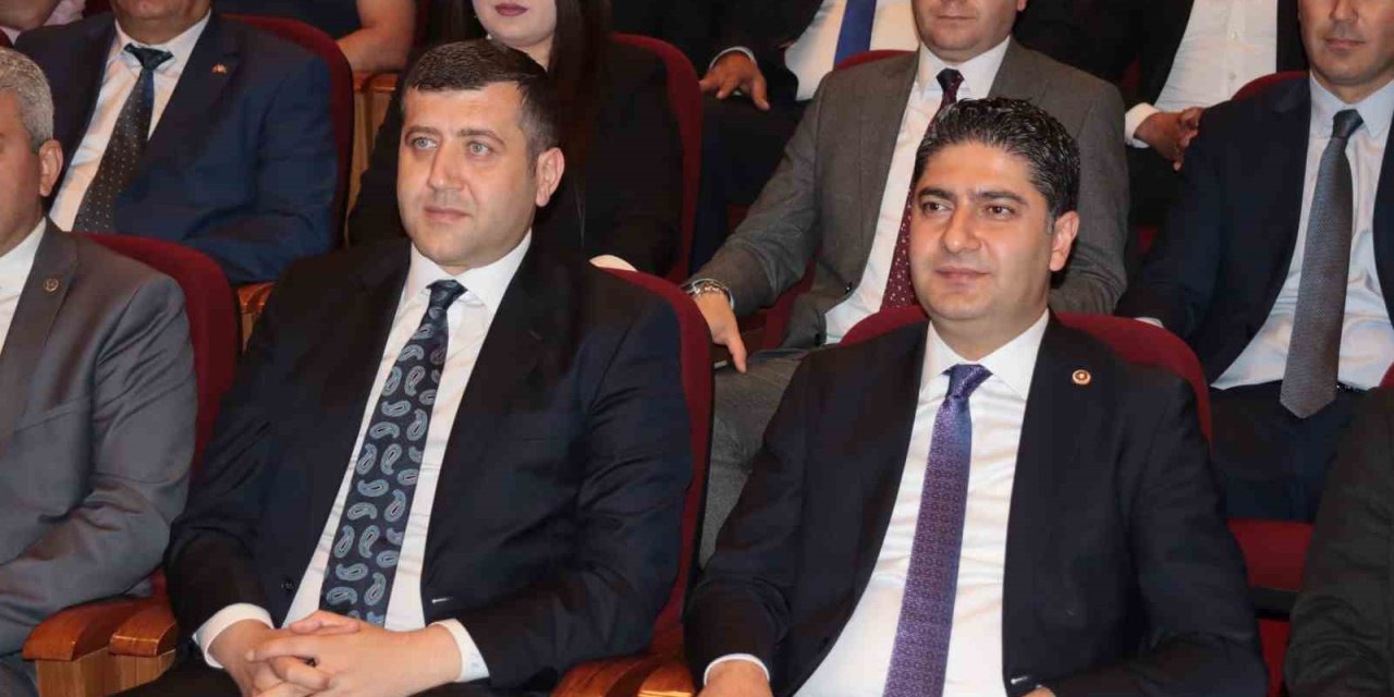 Özdemir Ve Ersoy Mazbatalarını Aldı