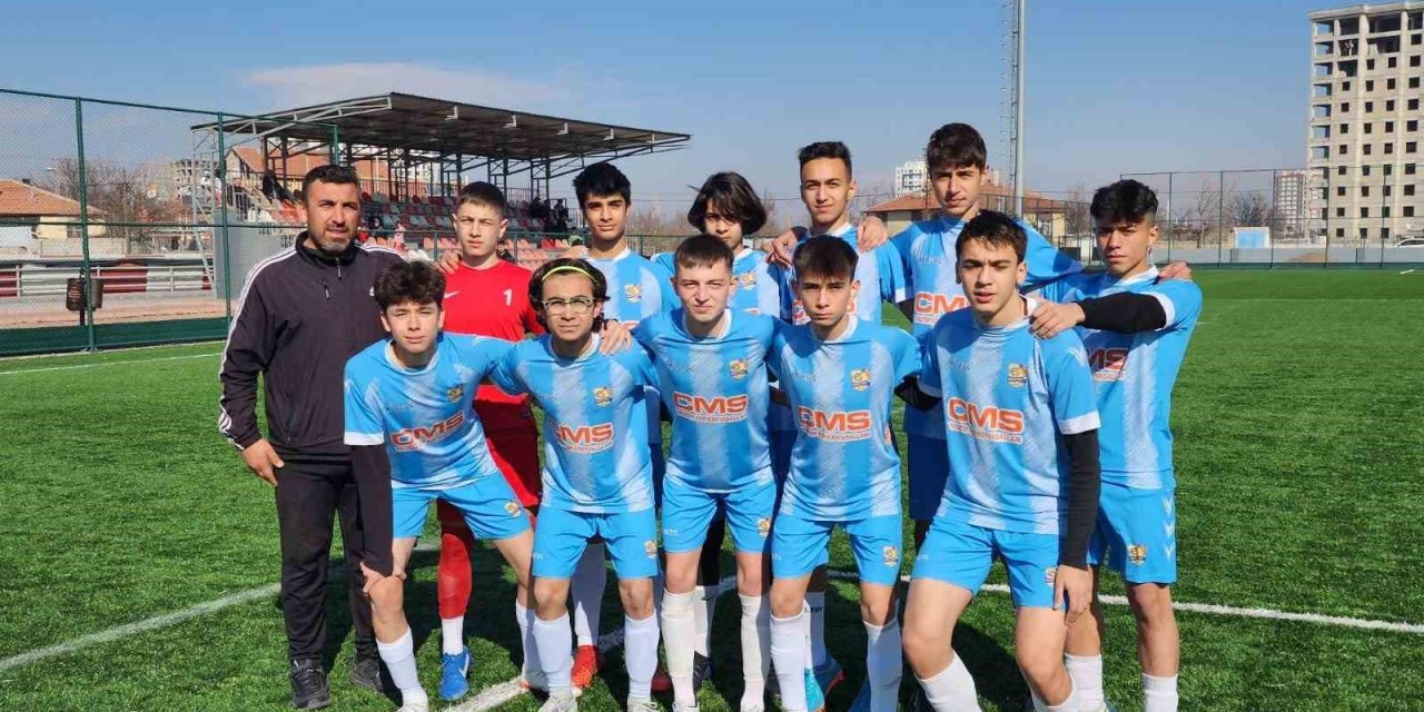 Erkiletspor’da Zorunlu Ayrılık