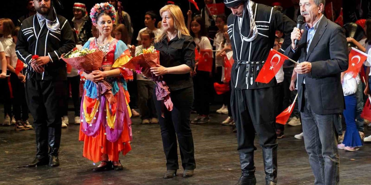 Halk Dansları Topluluğu Tam Not Aldı