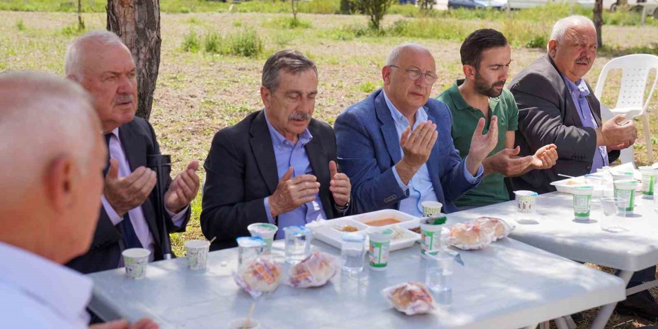 Başkan Ataç Yağmur Dualarına Katıldı