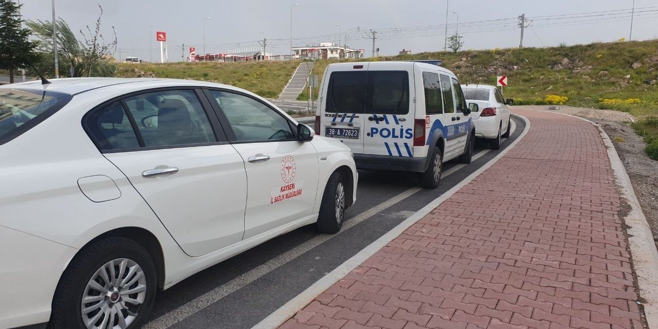 Asansör Beklerken Kalp Krizi Geçiren Şahıs Hayatını Kaybetti