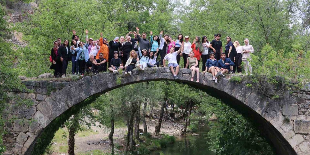 Gençler Doğayla Buluştu