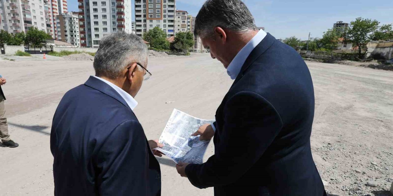 Başkan Büyükkılıç’tan Kocasinan Bulvarı’nı Havaalanı’na Bağlayacak Yolda Denetleme