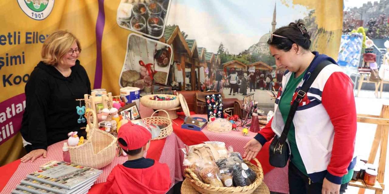 Talas’ın Kadın Kooperatifleri Türk Mutfağı Etkinliklerinde