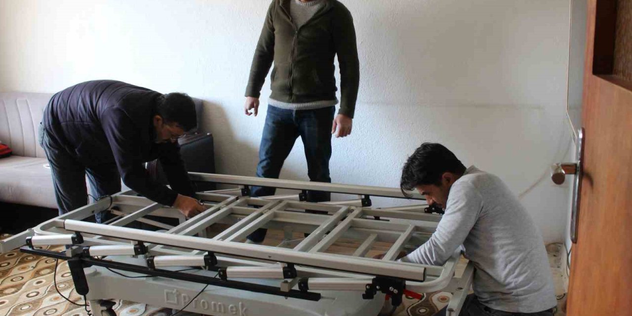 Büyükşehir, 19 İlçede 3 Bin 204 Adet Hasta Yatağı Yardımında Bulundu