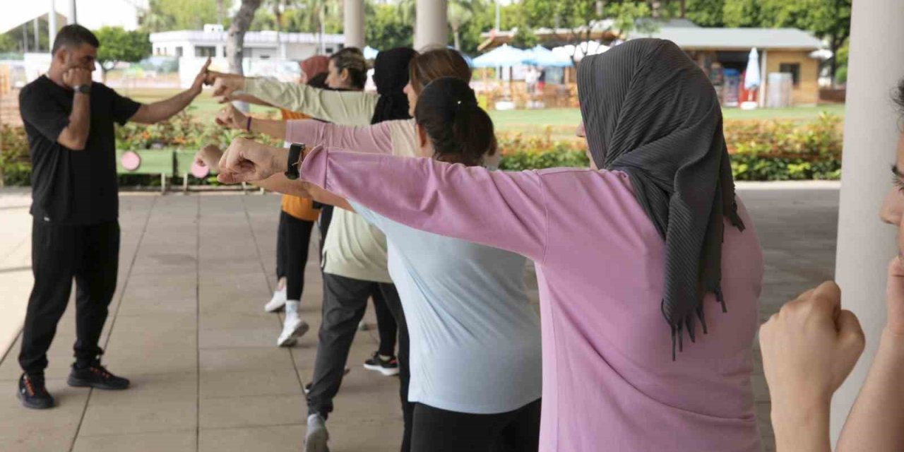 Kadınlar Kendilerini ’krav Maga’ İle Koruyacak