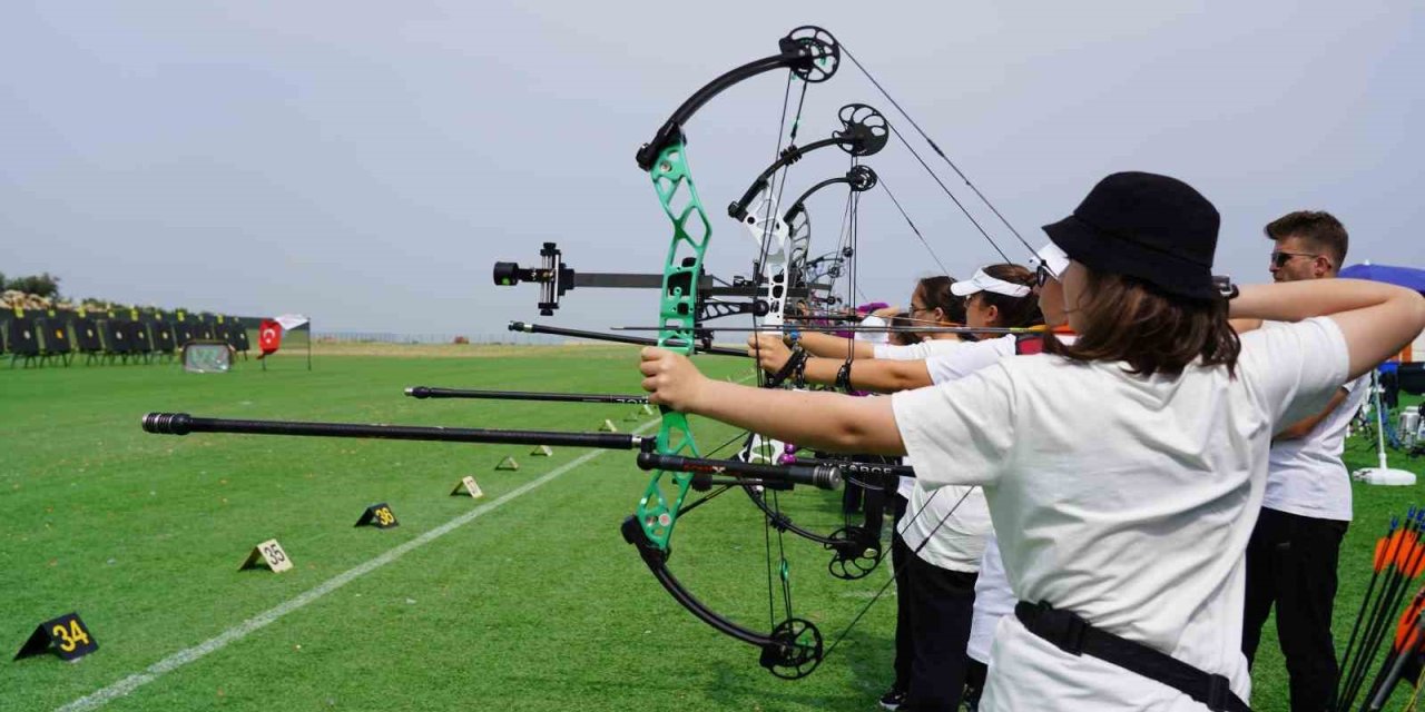 770 Sporcu Okullar Arası Okçuluk Türkiye Şampiyonası’nda Yarıştı