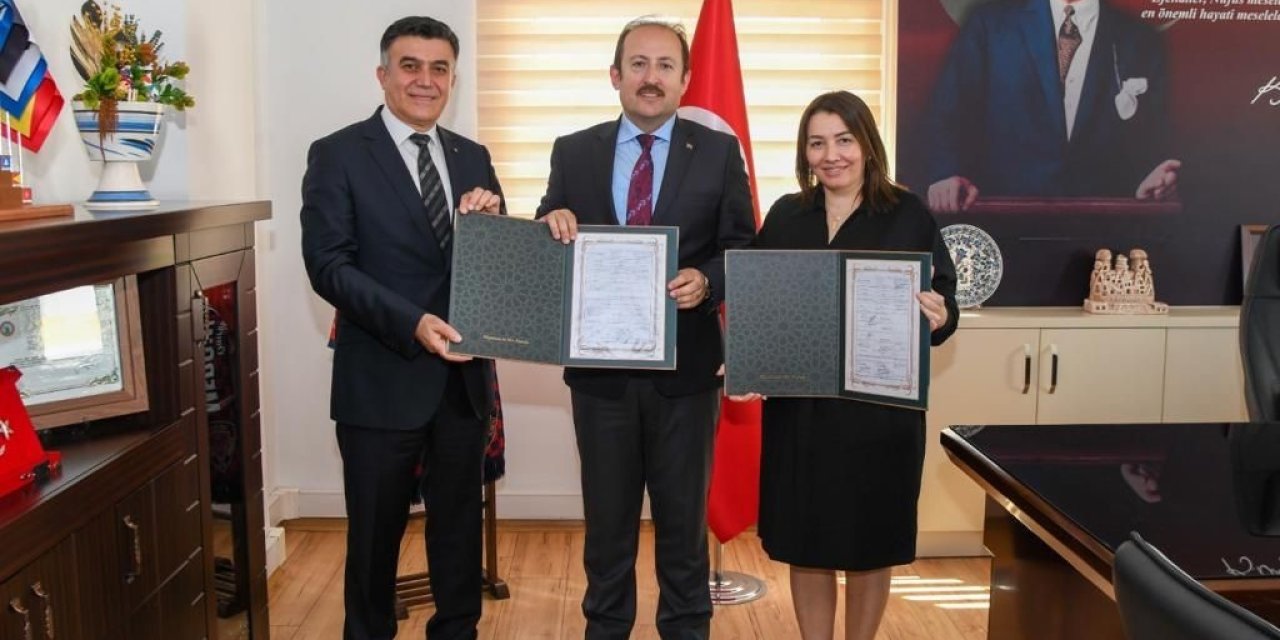 Vali Pehlivan, İl Nüfus Ve Vatandaşlık İşleri Birimlerini İnceledi