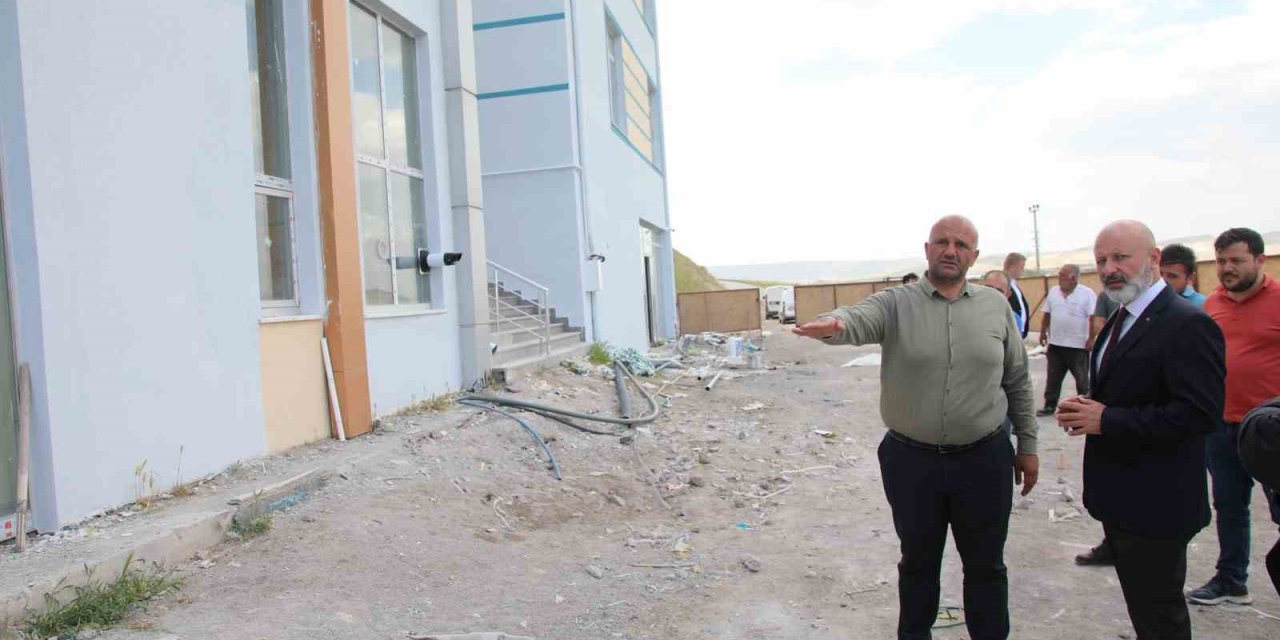 Başkan Çolakbayrakdar: "sosyal Tesislerle Vatandaşların Hayatlarına Dokunuyoruz"