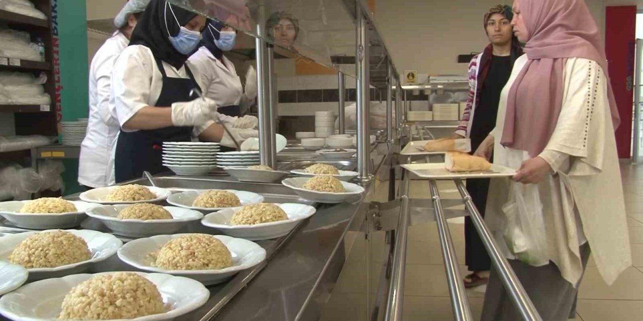 Kyk Doğan Aslanbey Yurdu’na Yerleşen Depremzedeler Evlerindeymiş Gibi Hissediyor