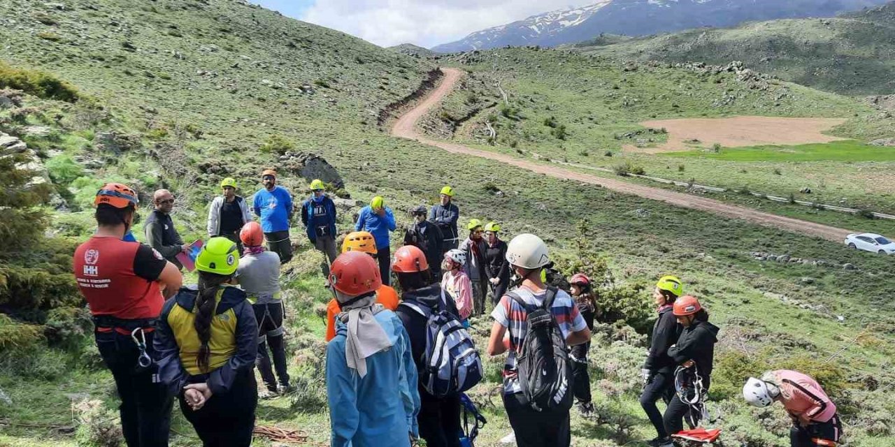 Yaz Dağcılık Eğitimi Tamamlandı