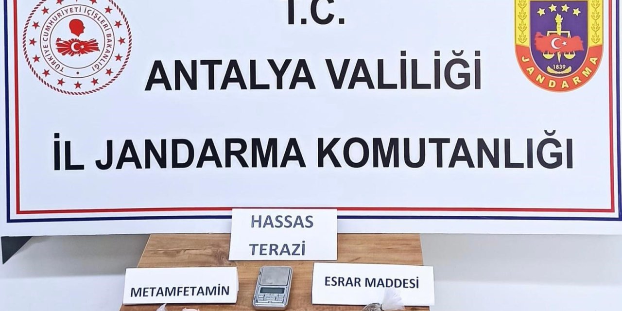 Antalya’da Jandarmadan Uyuşturucu Operasyonları