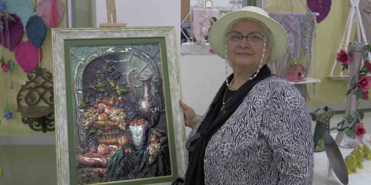 72 Yaşında Sanatı Bırakmadı