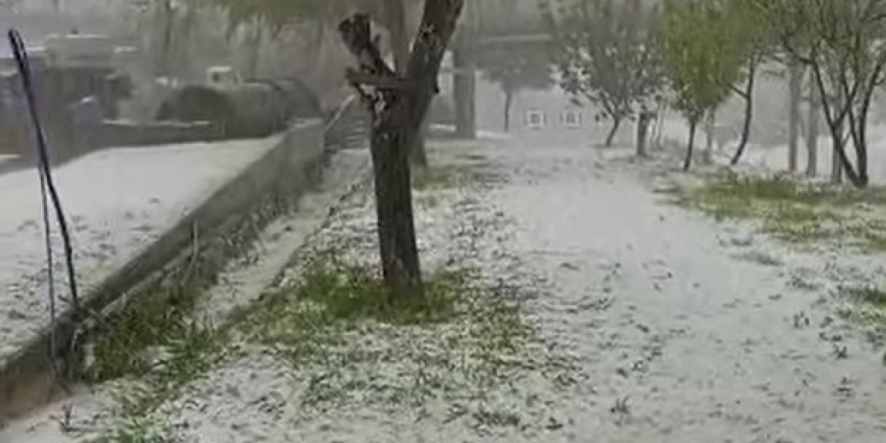 Haziran Ayında Etkili Olan Dolu Yağışı Vatandaşı Hayrete Düşürdü