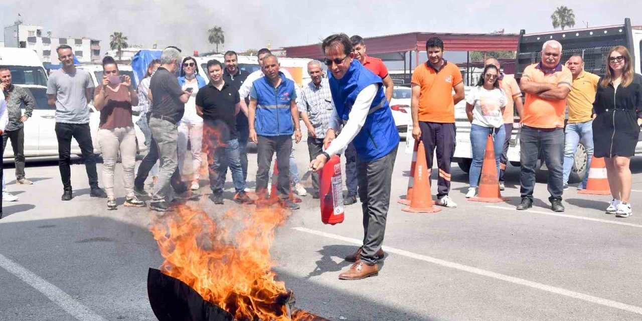 Mersin’de Belediye Personeline Yangın Ve Kurtarma Tatbikatı