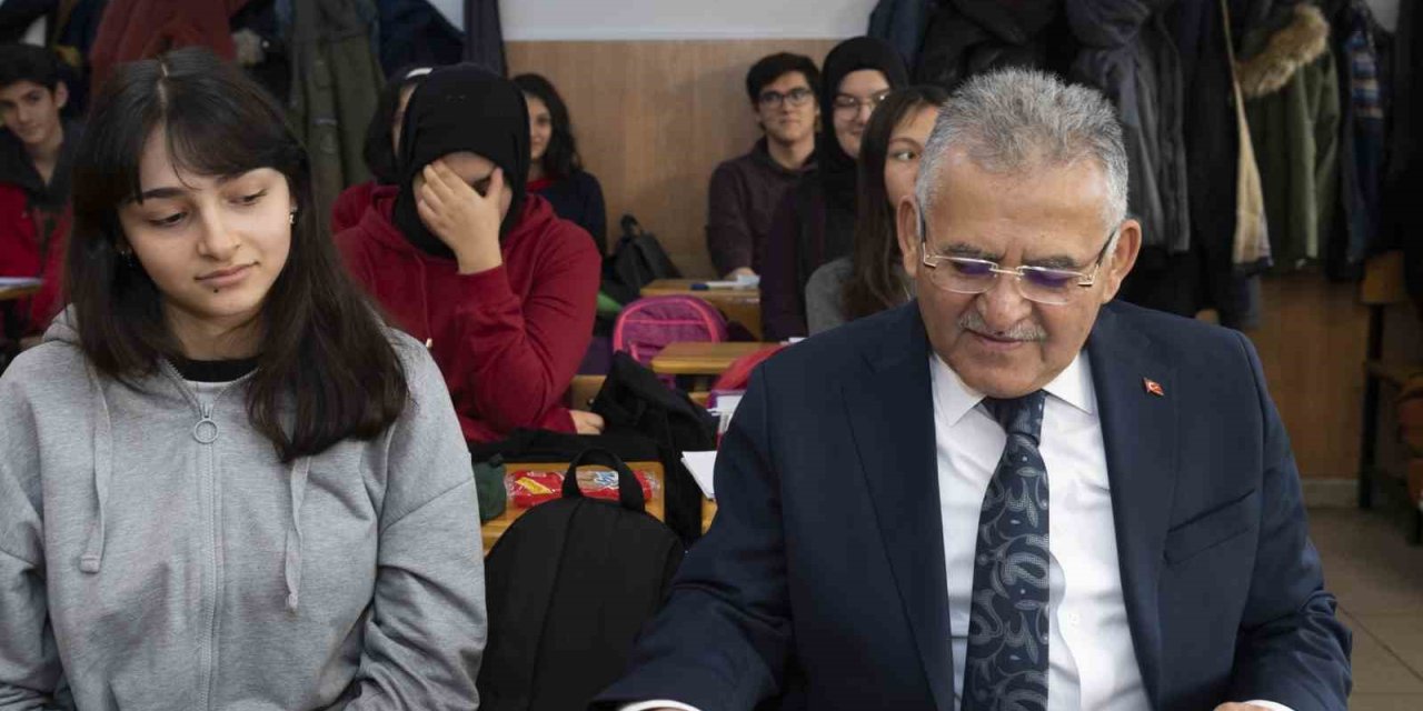 Başkan Büyükkılıç: "lgs’de Ter Dökecek Öğrencilerimize Başarılar Diliyorum"