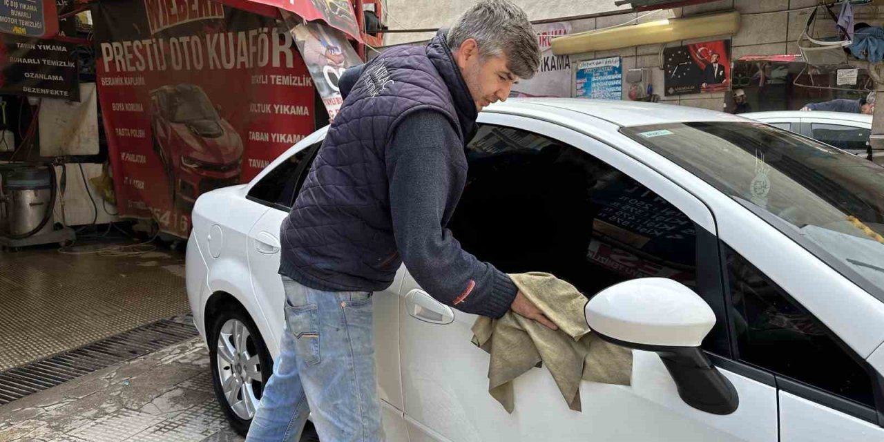 Oto Yıkamacıların Umudu Temmuza Kaldı
