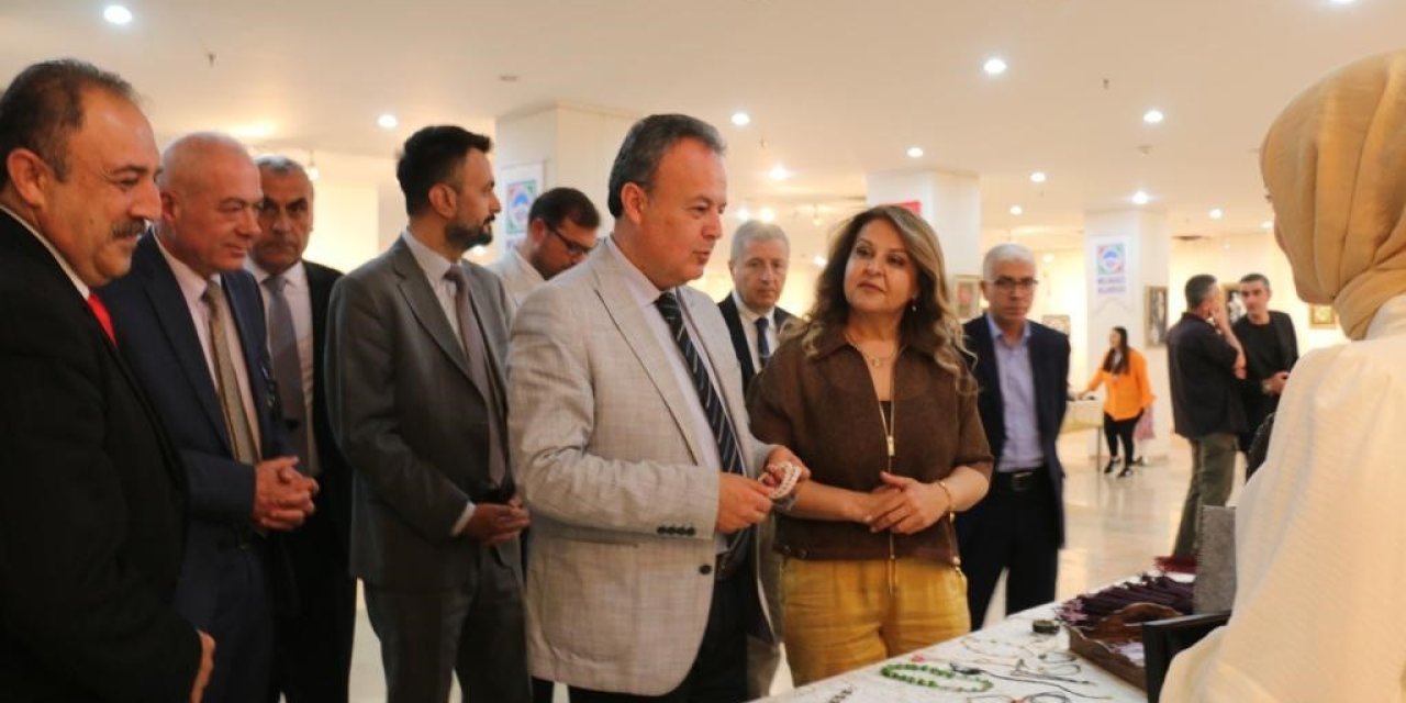 Melmek Yılsonu Sergisi Açıldı