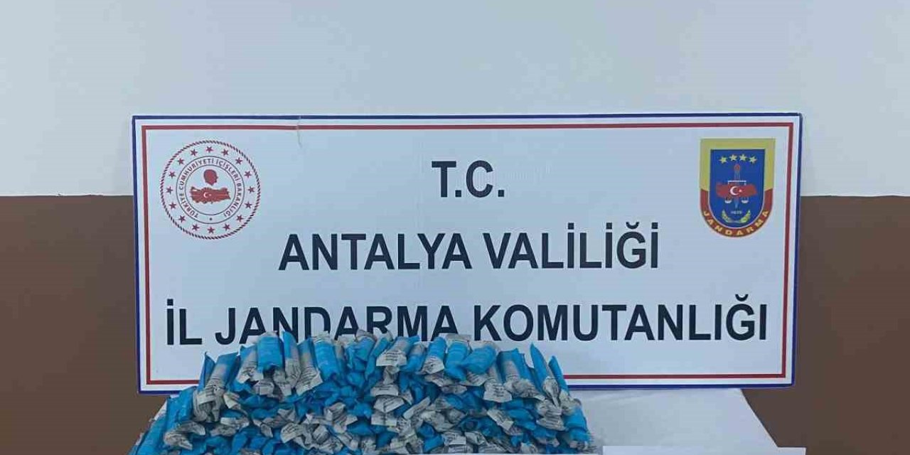 Aranan Şüpheli Araçta 200 Adet Elektronik Sigara Ele Geçirildi