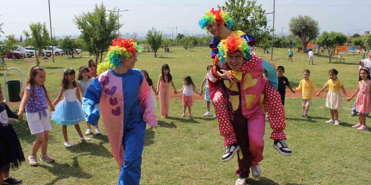 Miniklerin ’okuma Bayramı’ Etkinliği Göz Kamaştırdı