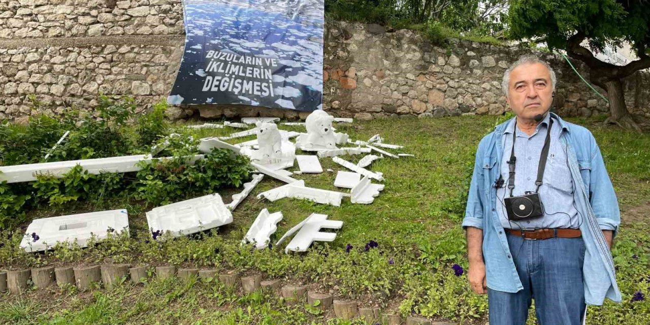 ‘gürleyik Avatarı’ Yine İlginç Bir Protesto İle Vatandaşlara Seslendi