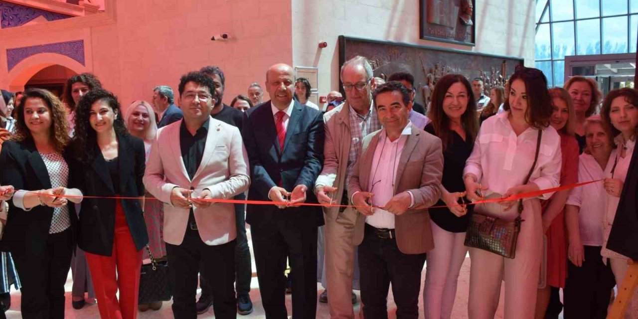 Çini İşlemeciliği Atölyesi Dönem Sonu Sergisi Tüdam’da Açıldı