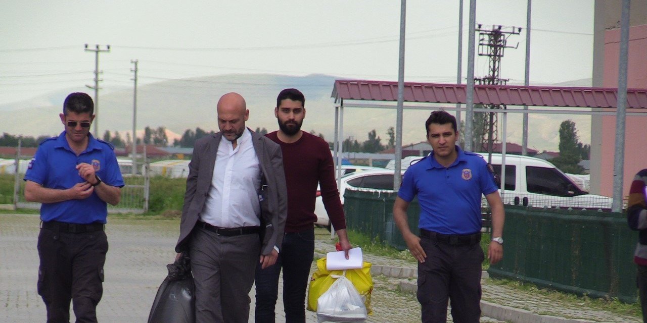 Kadir Şeker İzinli Olarak Tekrar Tahliye Oldu