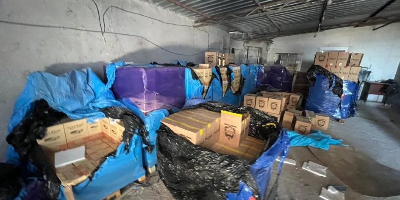 Antalya’da 13 Bin Şişe Sahte İçki Ele Geçirildi