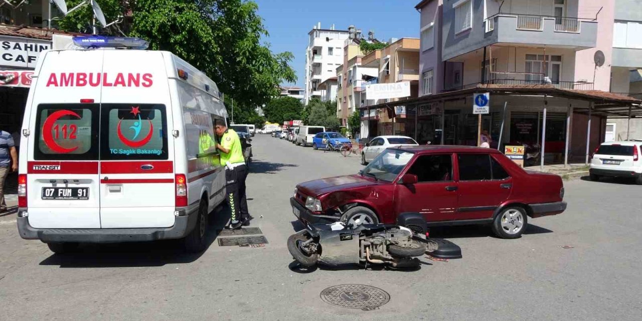 Otomobil İle Motosiklet Çarpıştı:1 Yaralı