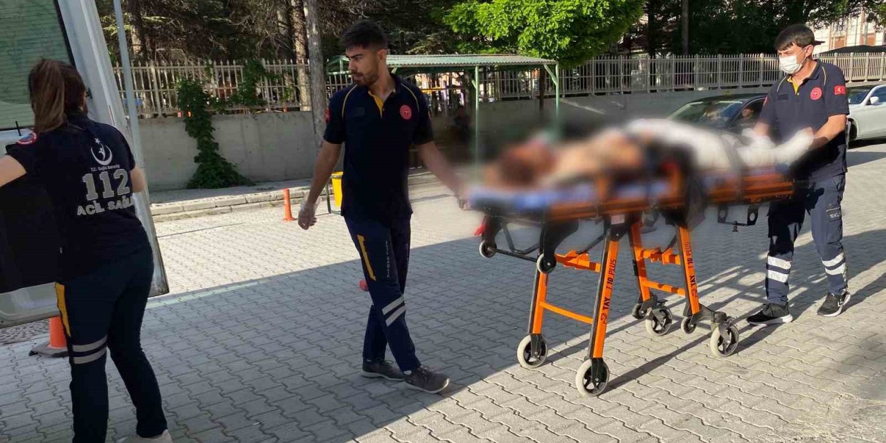 Konya’da Pikap İle Elektrikli Bisiklet Çarpıştı: 1 Yaralı
