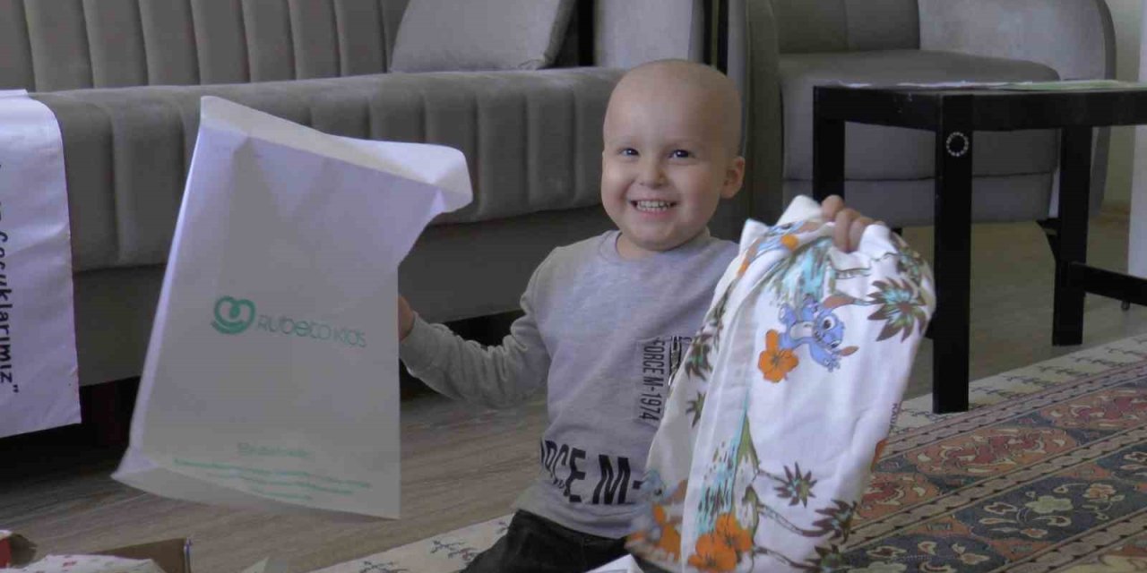 Lösemi Hastası Depremzede Ömer’e Bayram Öncesi Moral Ziyareti