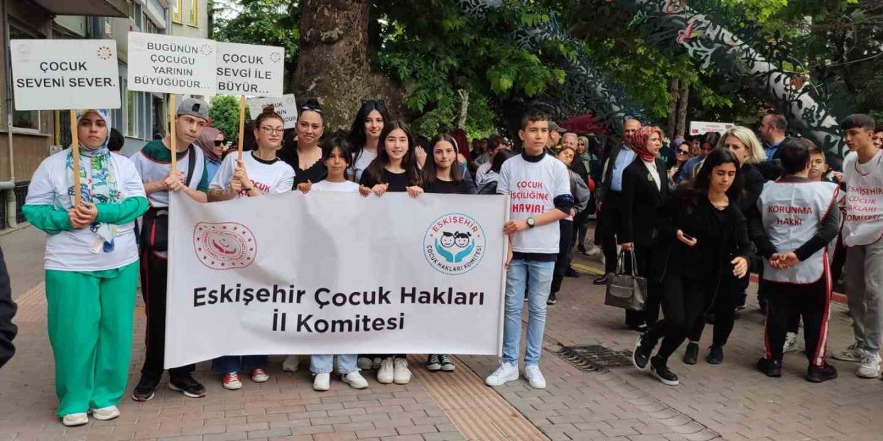 Eskişehir Çocuk Hakları İl Komitesi’nden Basın Açıklaması