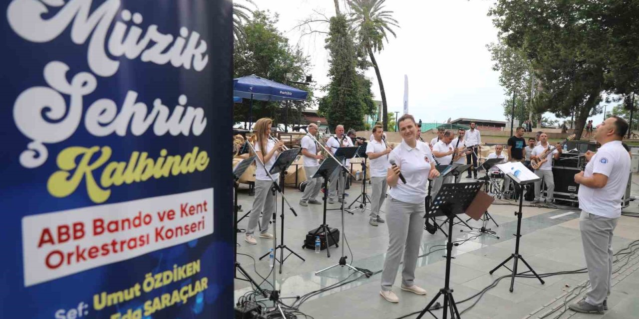 Şehrin Kalbinde Müzik Keyfi