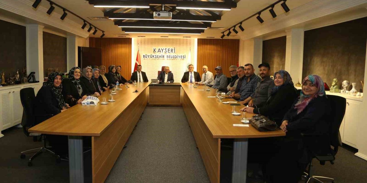 Başkan Büyükkılıç: "hemşehrilerimize En İyi Hizmeti Sunmaya Gayret Gösteriyoruz"