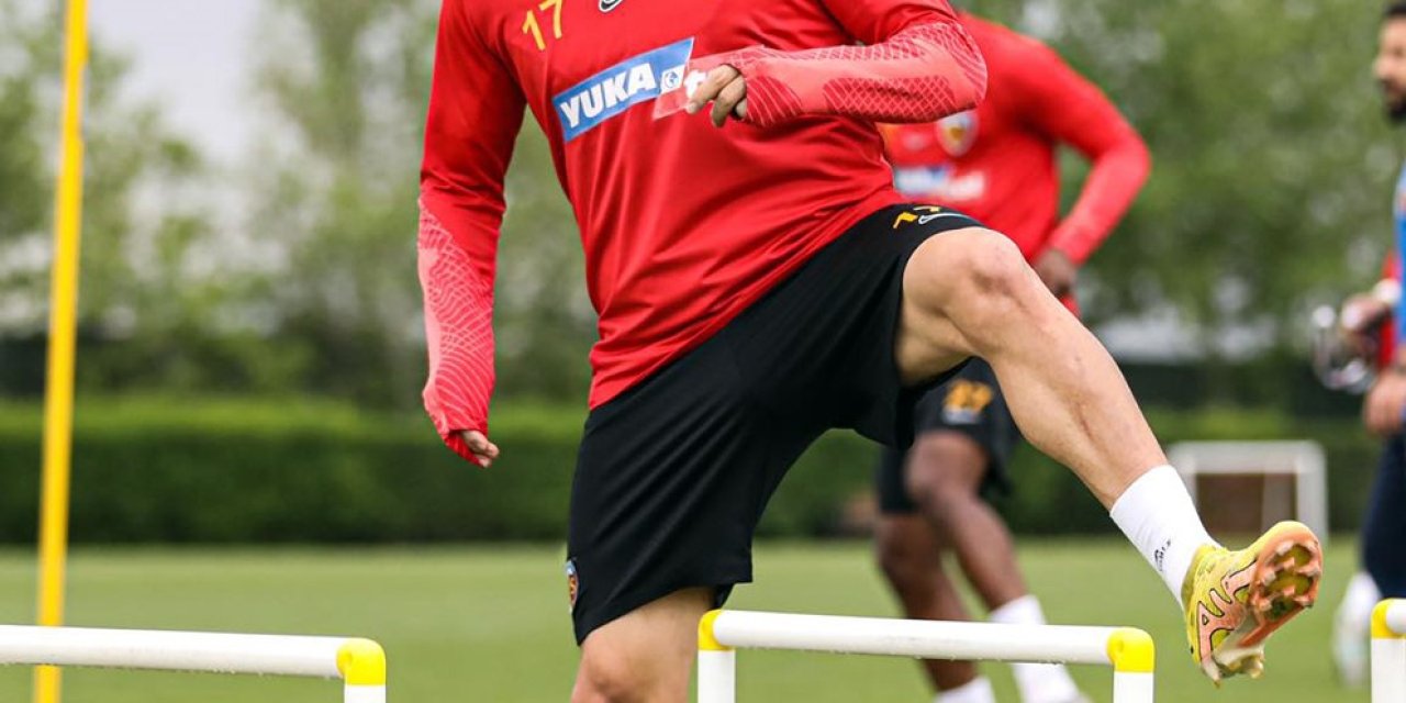 Emrah Başsan Sözleşme Yenilemedi