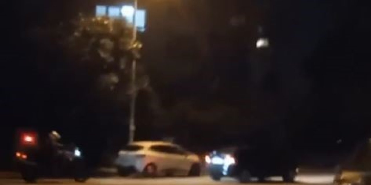 Polisin ‘dur’ İhtarına Uymayan Ehliyetsiz Sürücü, Şahin Timleri’nin Kurt Kapanı Taktiğiyle Neye Uğradığını Şaşırdı