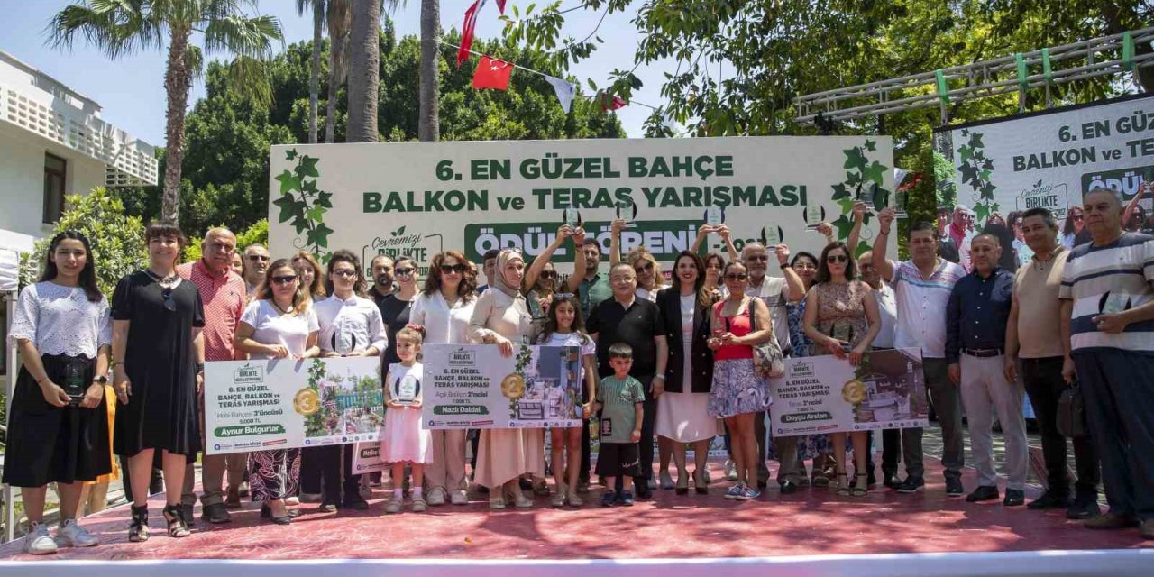 Antalya’da En Güzel Balkon Yarışmasında Ödüller Verildi