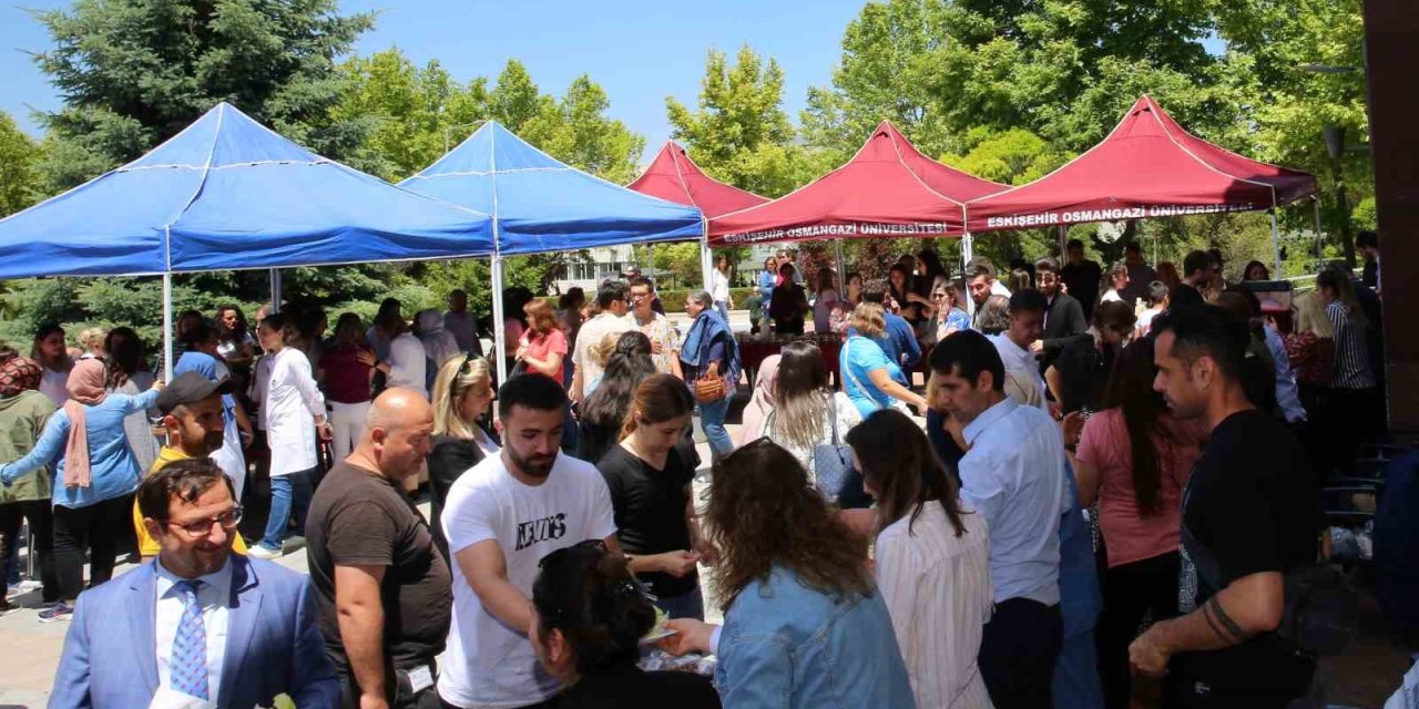 Esogü Depremzede Vatandaşlarımızı Unutmadı