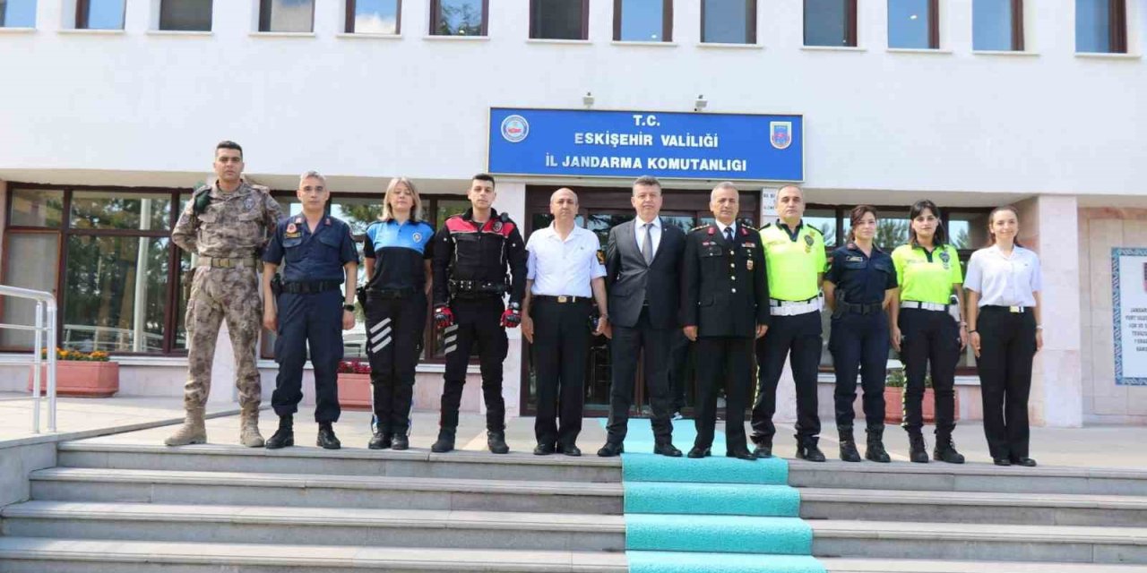 Eskişehir İl Emniyet Müdürü Yaman Ağırlar’dan Jandarma’nın 184’üncü Kuruluş Yıl Dönümü Ziyareti