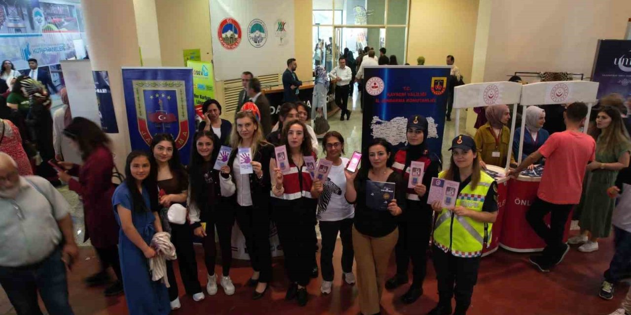 Jandarma, Fuara Gelen Ziyaretçileri Bilgilendirdi