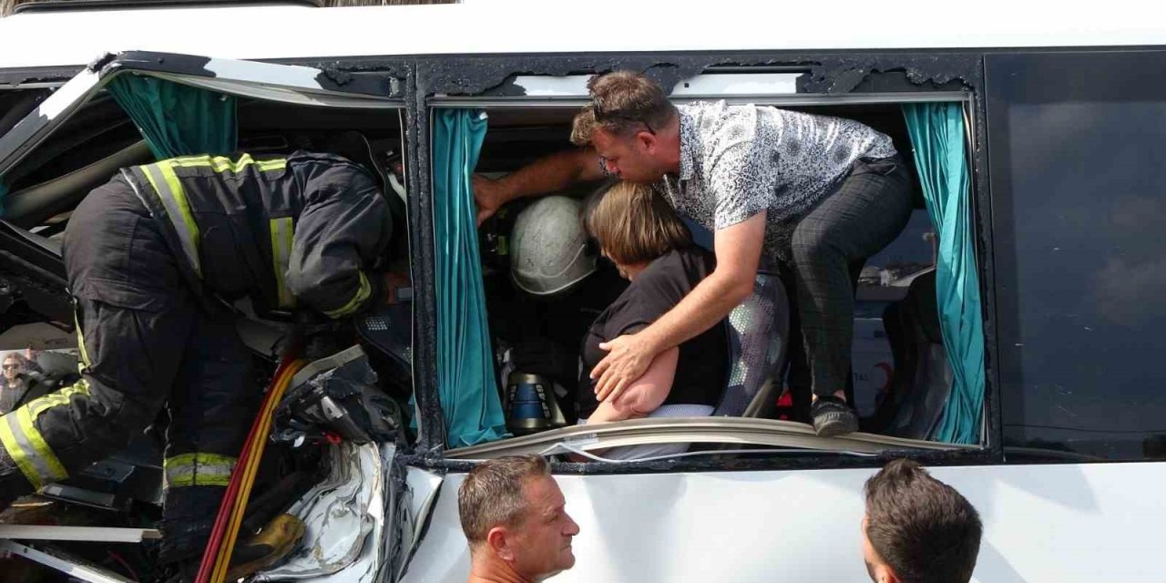 Tıra Arkadan Çarpıp Hayatını Kaybeden Midibüs Sürücüsü Geçen Yıl Kalp Krizi Geçirmiş