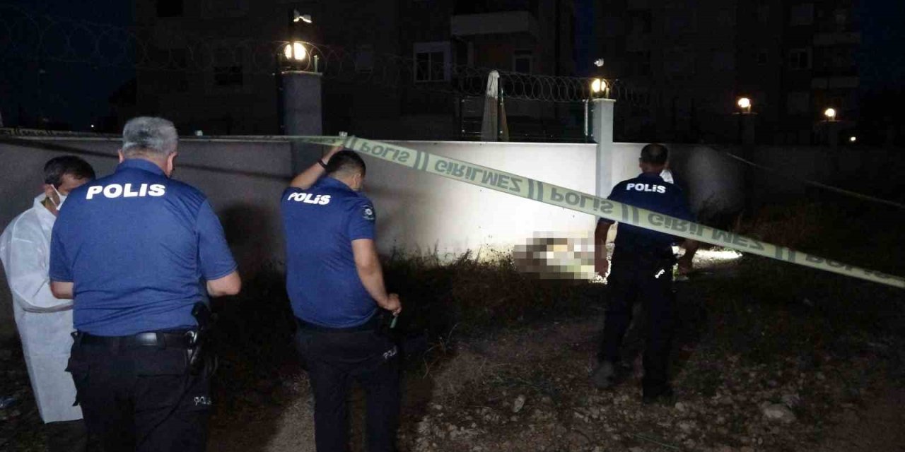 Boş Arazide 25 Yaşındaki Kadının Cansız Bedeni Bulundu