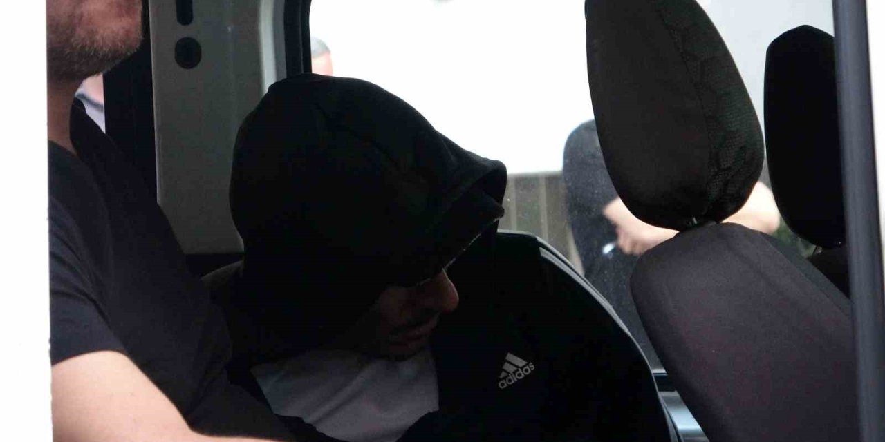 Kocasının Darp Ettiği 3 Çocuk Annesi Kadın Ambulansta Öldü