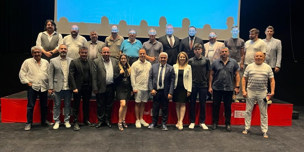 Antalya Düşünce Platformu’ndan Ukrayna Hamlesi