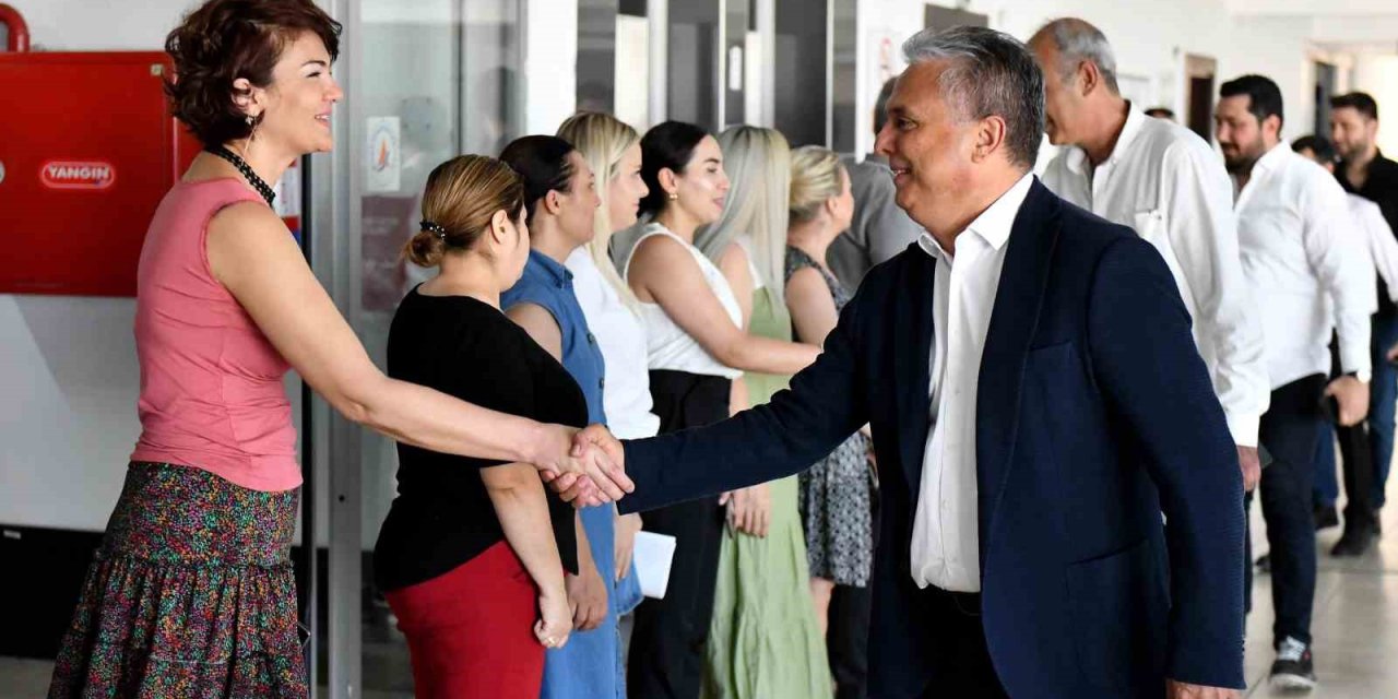 Muratpaşa Belediyesi’nde Bayramlaşma