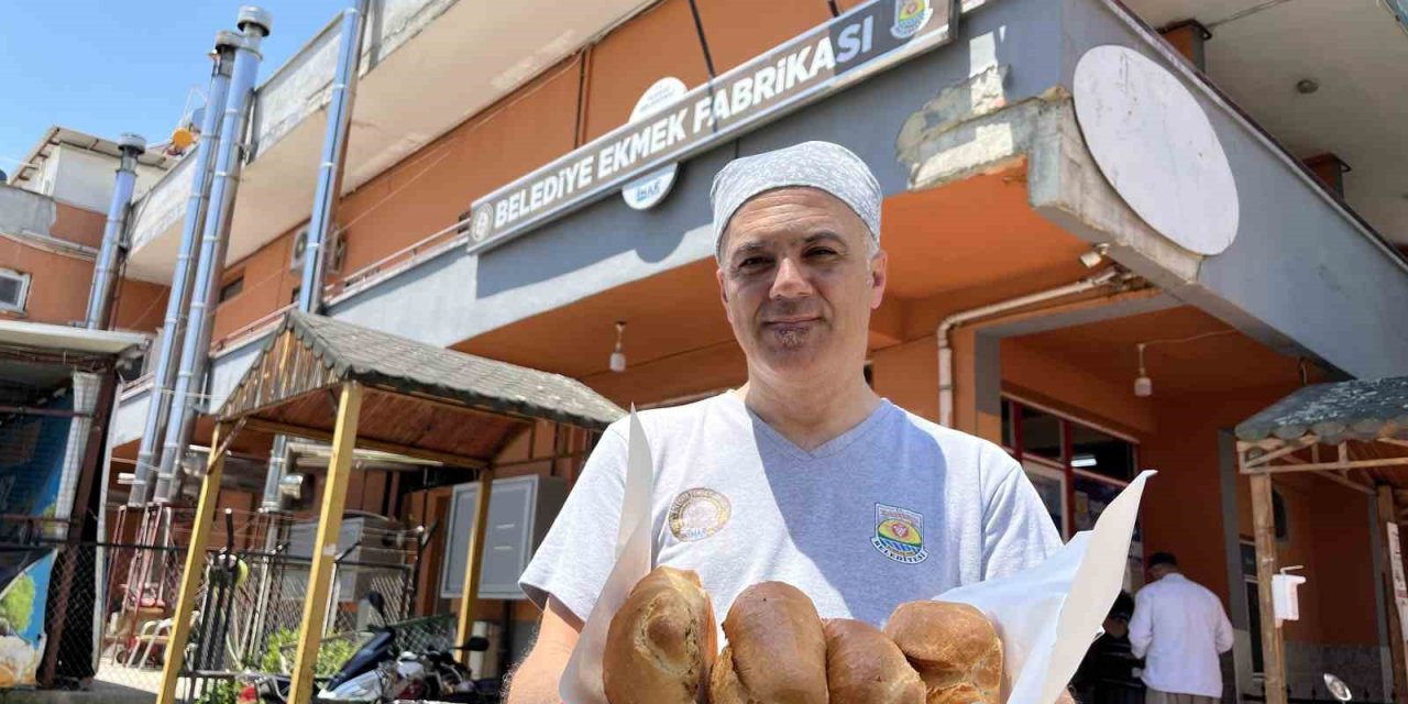 Tarsus Belediyesi, Ucuz Ekmeği Halkla Buluşturmaya Devam Ediyor