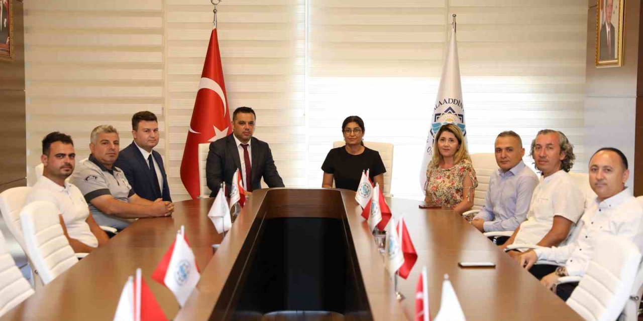 Alkü’de İşçilerin Sözleşmesi Yenilendi