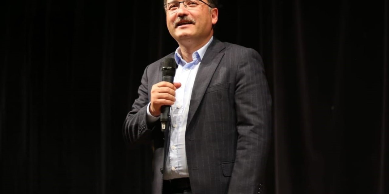 Vali Çiçek Lgs Şampiyonlarını Kutladı